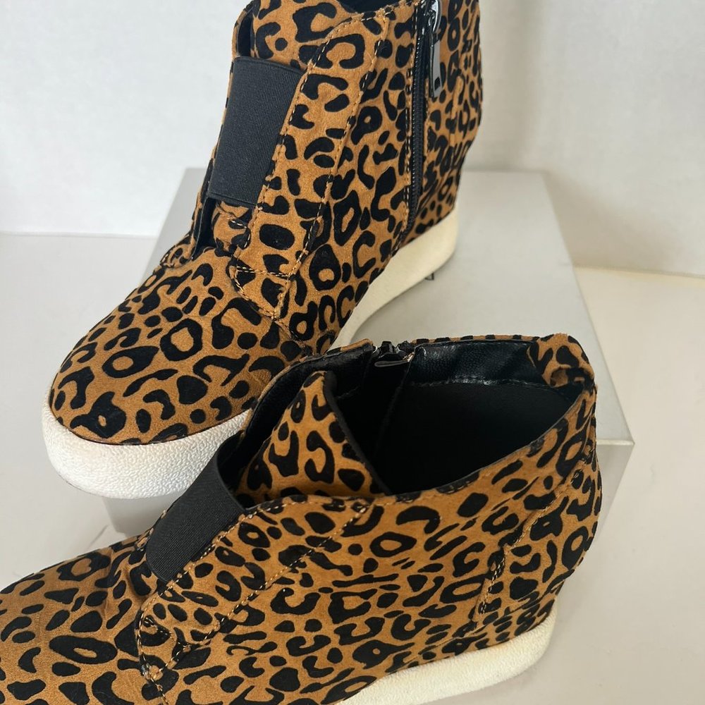 Qupid Leopard Print Platform Wedge Heels - image 6